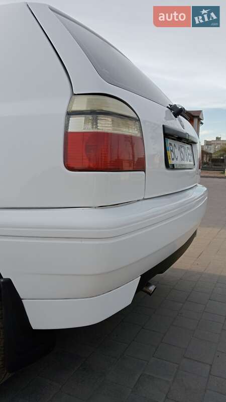 Хетчбек Volkswagen Golf 1997 в Львові