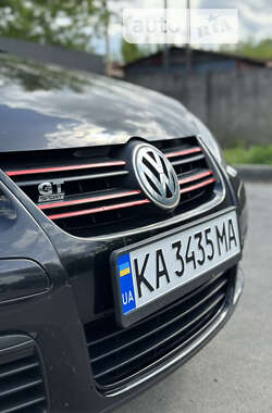 Хэтчбек Volkswagen Golf 2008 в Киеве