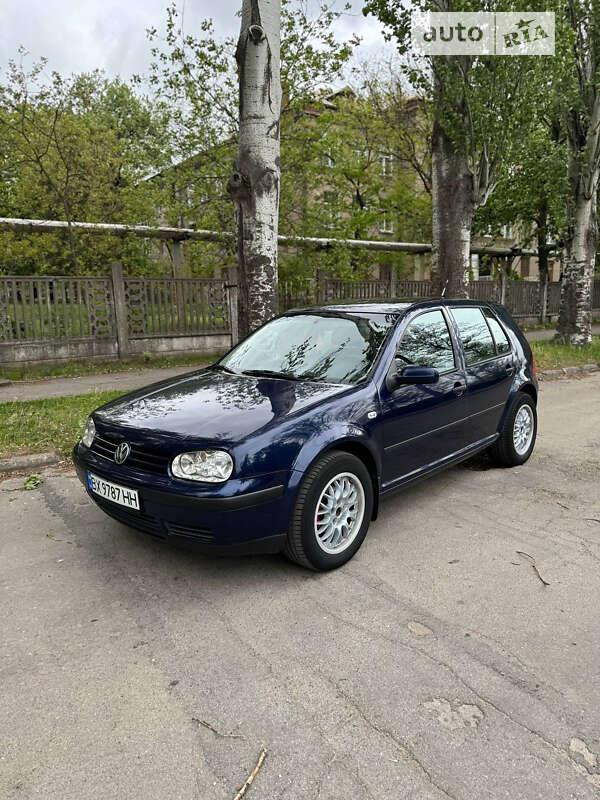 Хетчбек Volkswagen Golf 1999 в Запоріжжі