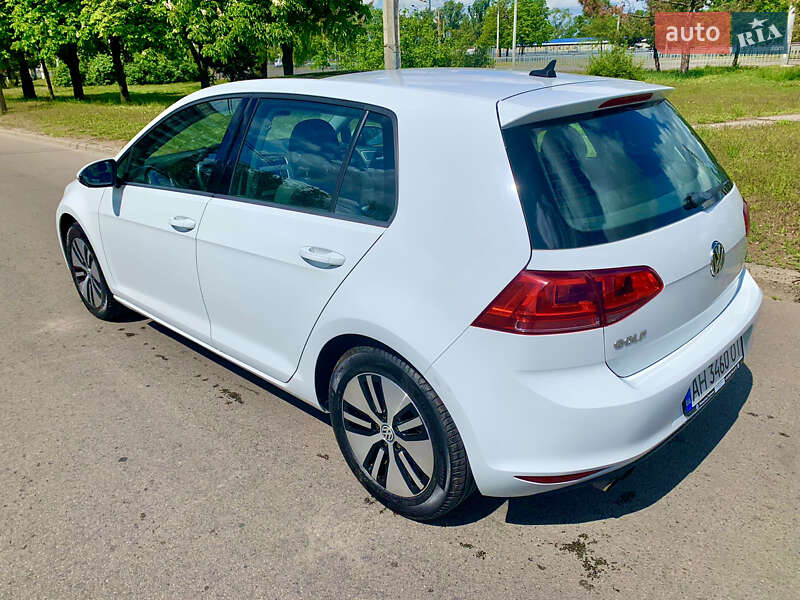 Хэтчбек Volkswagen Golf 2015 в Днепре фото 3 Хэтчбек Volkswagen Golf 2015 в Днепре