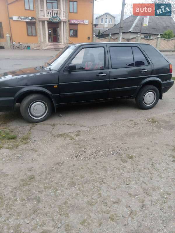 Хэтчбек Volkswagen Golf 1991 в Тысменице
