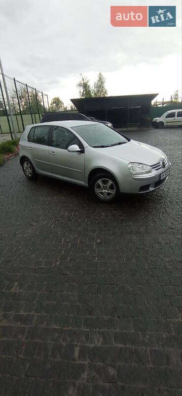 Volkswagen Golf 2006