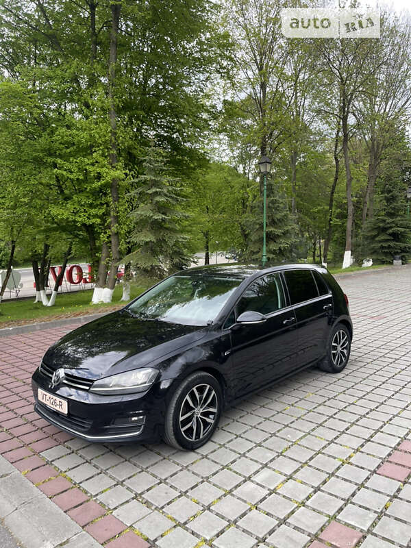Хетчбек Volkswagen Golf 2013 в Тернополі