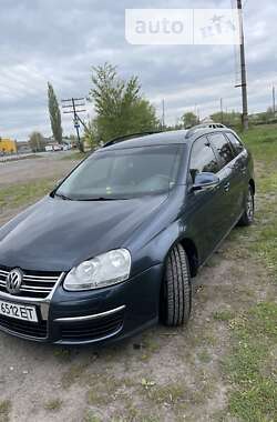 Універсал Volkswagen Golf 2009 в Іваничах