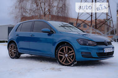 Хэтчбек Volkswagen Golf 2017 в Сторожинце