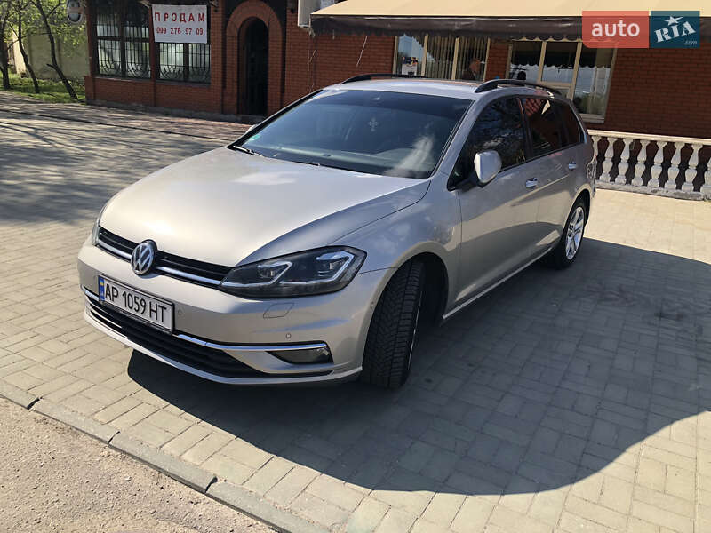 Універсал Volkswagen Golf 2017 в Запоріжжі