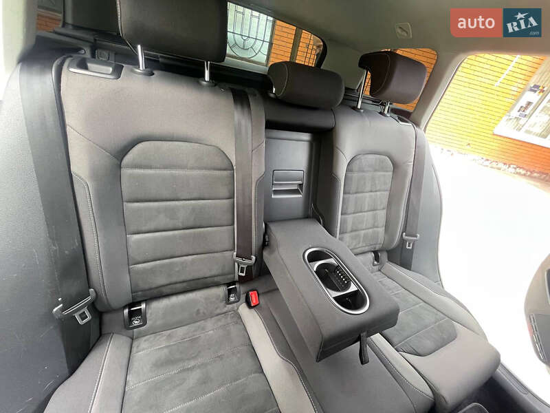 Універсал Volkswagen Golf 2017 в Запоріжжі