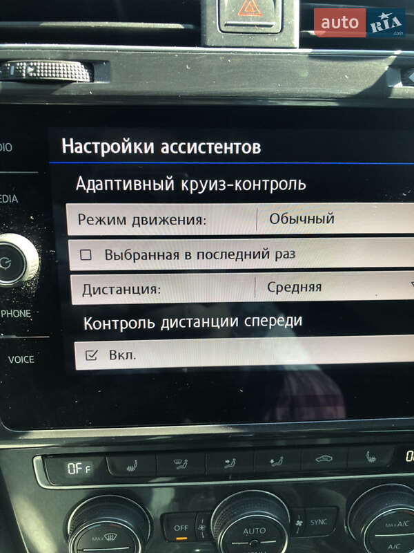 Універсал Volkswagen Golf 2017 в Запоріжжі