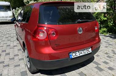 Хетчбек Volkswagen Golf 2009 в Чернівцях