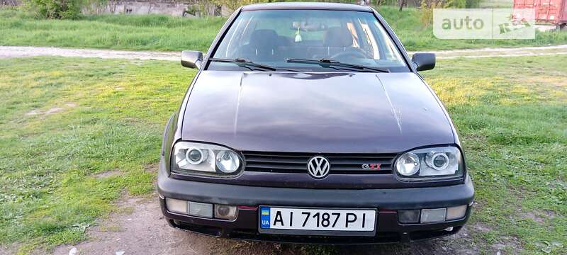 Хэтчбек Volkswagen Golf 1993 в Березане