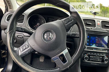 Универсал Volkswagen Golf 2010 в Черновцах