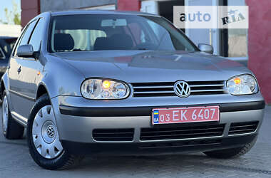 Хэтчбек Volkswagen Golf 2003 в Лубнах