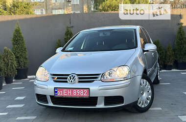 Хэтчбек Volkswagen Golf 2008 в Дрогобыче