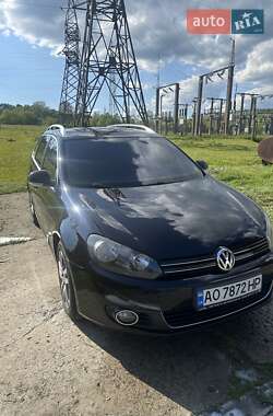 Универсал Volkswagen Golf 2010 в Сваляве