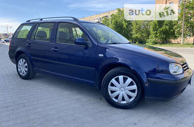 Універсал Volkswagen Golf 2001 в Дубні