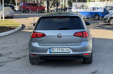 Хэтчбек Volkswagen Golf 2014 в Ровно