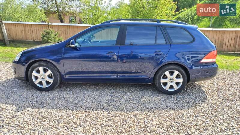 Универсал Volkswagen Golf 2008 в Кутах