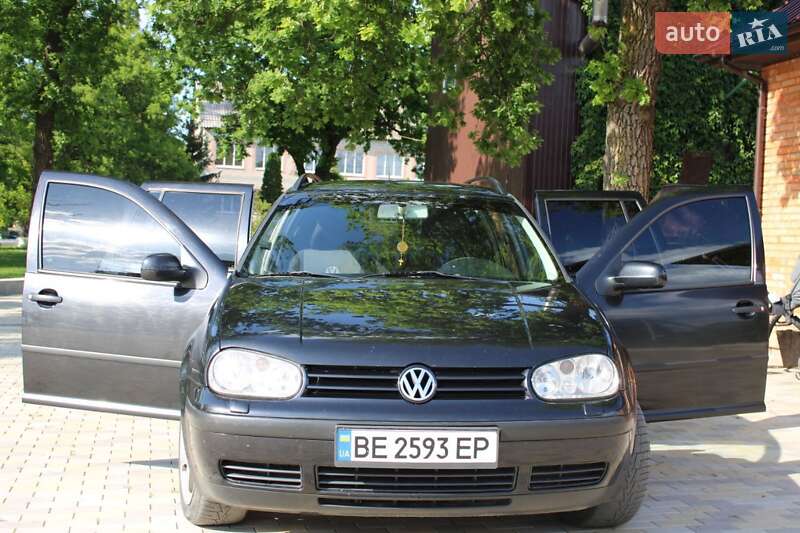 Volkswagen Golf 2000