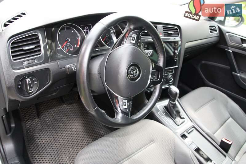 Универсал Volkswagen Golf 2017 в Кропивницком фото 17 Универсал Volkswagen Golf 2017 в Кропивницком