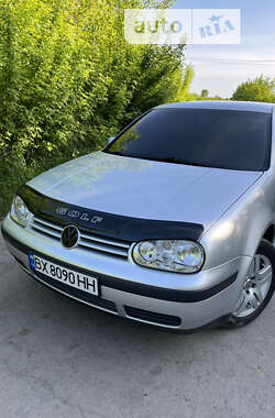 Хэтчбек Volkswagen Golf 2002 в Шепетовке