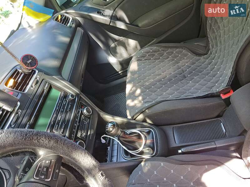 Хетчбек Volkswagen Golf 2010 в Славуті