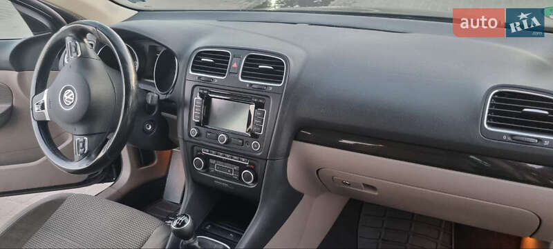 Универсал Volkswagen Golf 2012 в Харькове
