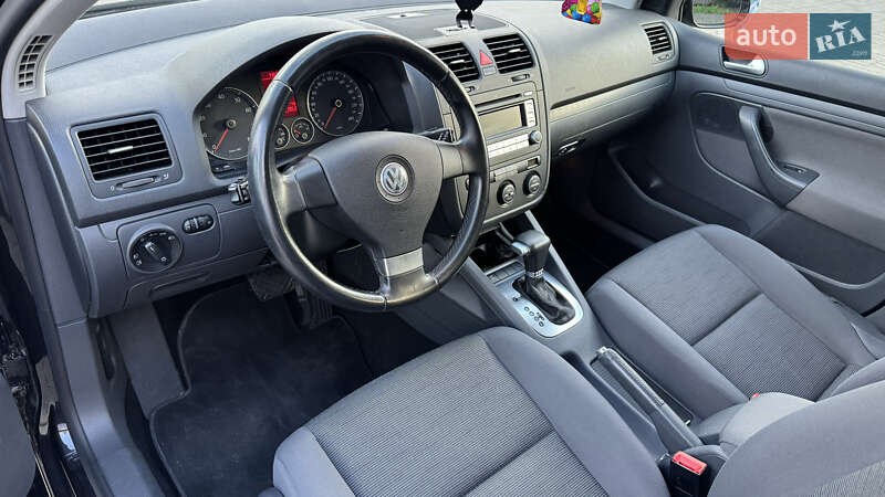 Хэтчбек Volkswagen Golf 2007 в Луцке фото 6 Хэтчбек Volkswagen Golf 2007 в Луцке