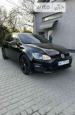 Хэтчбек Volkswagen Golf 2013 в Мукачево