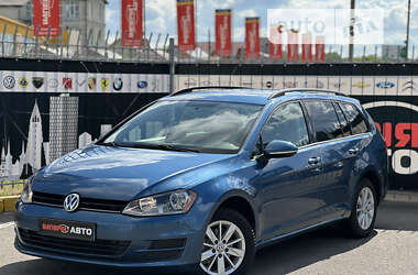 Универсал Volkswagen Golf 2015 в Киеве