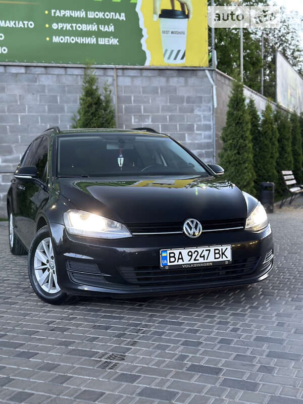 Універсал Volkswagen Golf 2013 в Кропивницькому