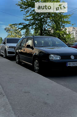 Универсал Volkswagen Golf 2004 в Одессе