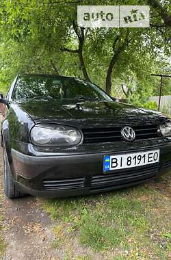 Хэтчбек Volkswagen Golf 2000 в Хороле