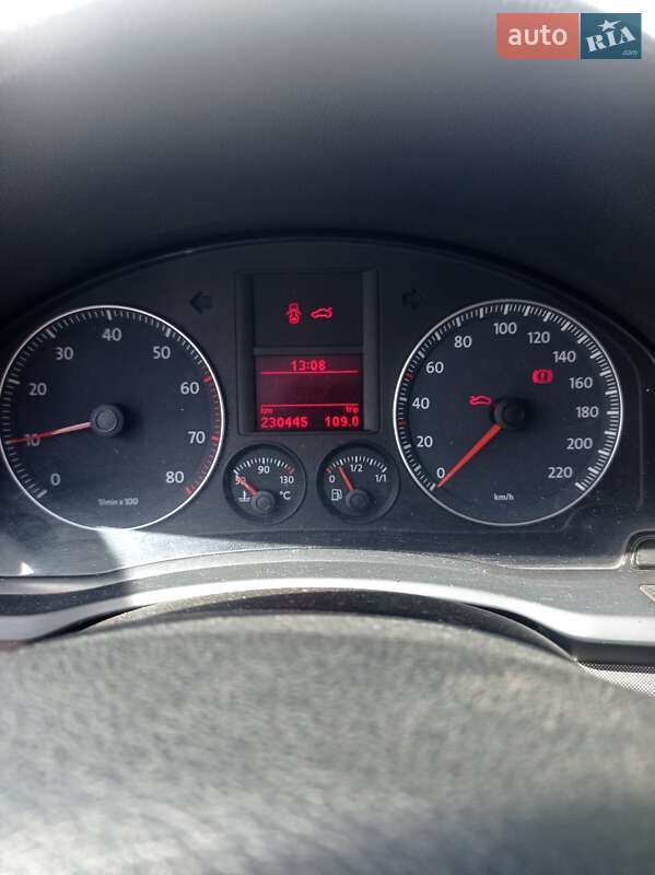 Хэтчбек Volkswagen Golf 2007 в Виннице