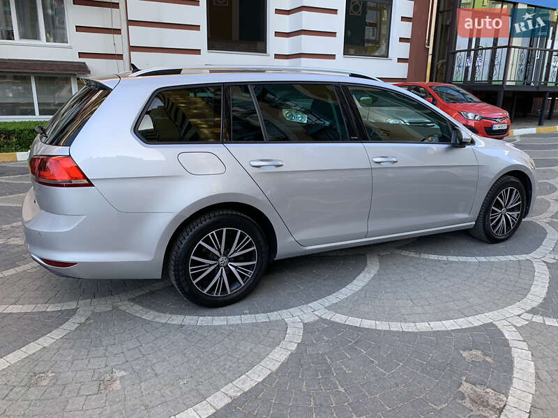 Универсал Volkswagen Golf 2016 в Ирпене фото 5 Универсал Volkswagen Golf 2016 в Ирпене