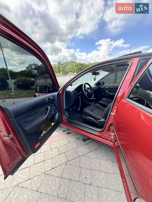 Хэтчбек Volkswagen Golf 1999 в Ивано-Франковске