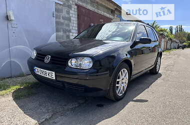 Хэтчбек Volkswagen Golf 2003 в Черкассах