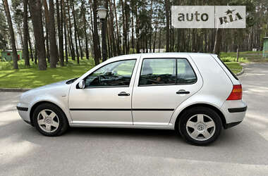 Хетчбек Volkswagen Golf 1999 в Чернігові