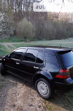 Хетчбек Volkswagen Golf 1997 в Вижниці