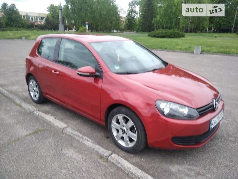 Хэтчбек Volkswagen Golf 2009 в Чигирине