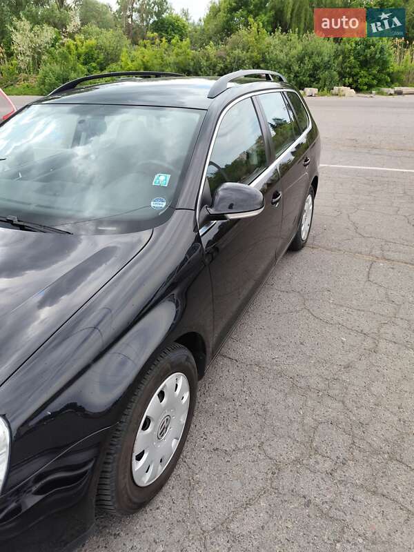 Универсал Volkswagen Golf 2009 в Полтаве