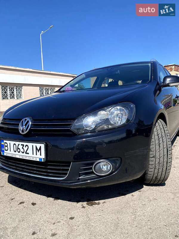 Универсал Volkswagen Golf 2011 в Полтаве