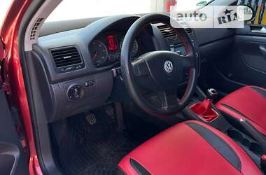 Хэтчбек Volkswagen Golf 2008 в Николаеве