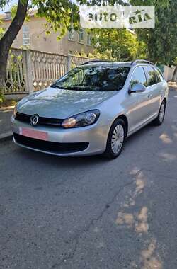 Универсал Volkswagen Golf 2010 в Николаеве