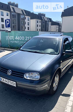 Хэтчбек Volkswagen Golf 1999 в Киеве