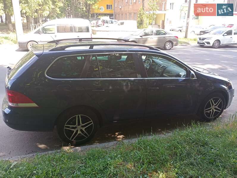 Универсал Volkswagen Golf 2008 в Котельве