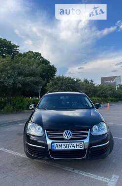 Универсал Volkswagen Golf 2008 в Житомире