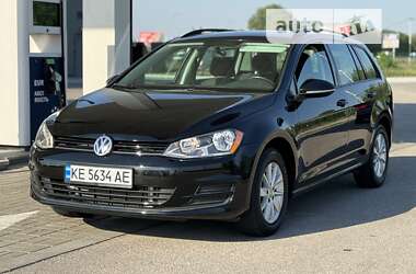 Универсал Volkswagen Golf 2015 в Днепре