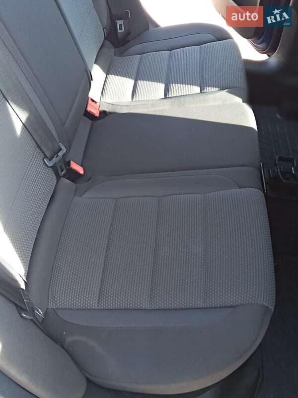 Универсал Volkswagen Golf 2010 в Стрые