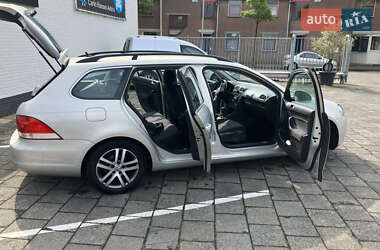 Универсал Volkswagen Golf 2010 в 