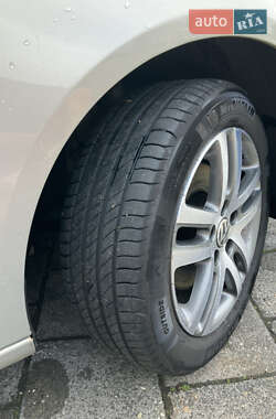 Универсал Volkswagen Golf 2010 в 